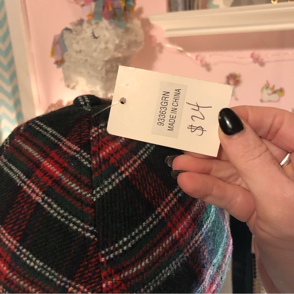 FINAL SALE- LEAVING CLOSET-NO FURTHER DISCOUNTS - Picture 4 of 7